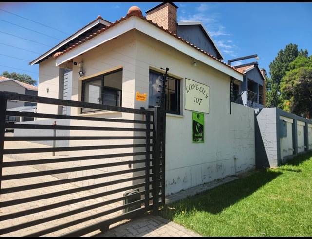 2 BEDROOM APARTMENT FOR SALE IN ILLIONDALE